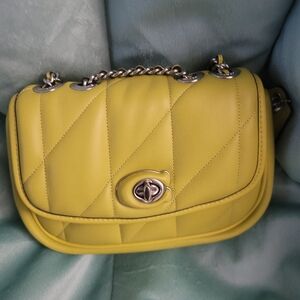 Coach Pillow Madison 18